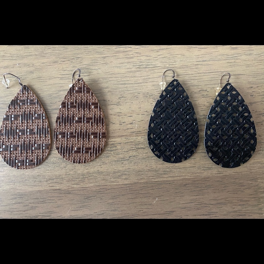 Nickel and Suede leather earrings x 2